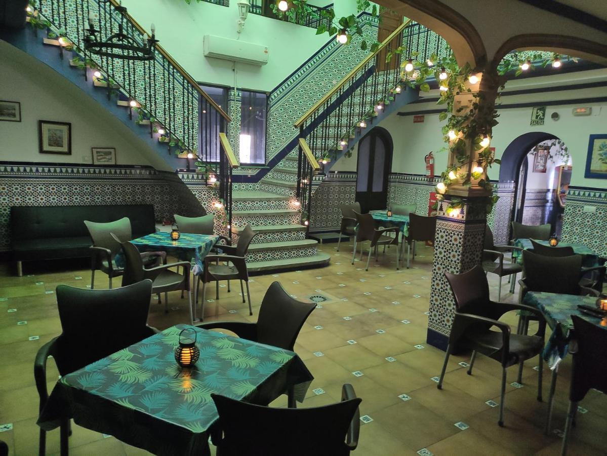 Hostal Restaurante Bar Cafeteria La Melchora Posadas Exterior photo