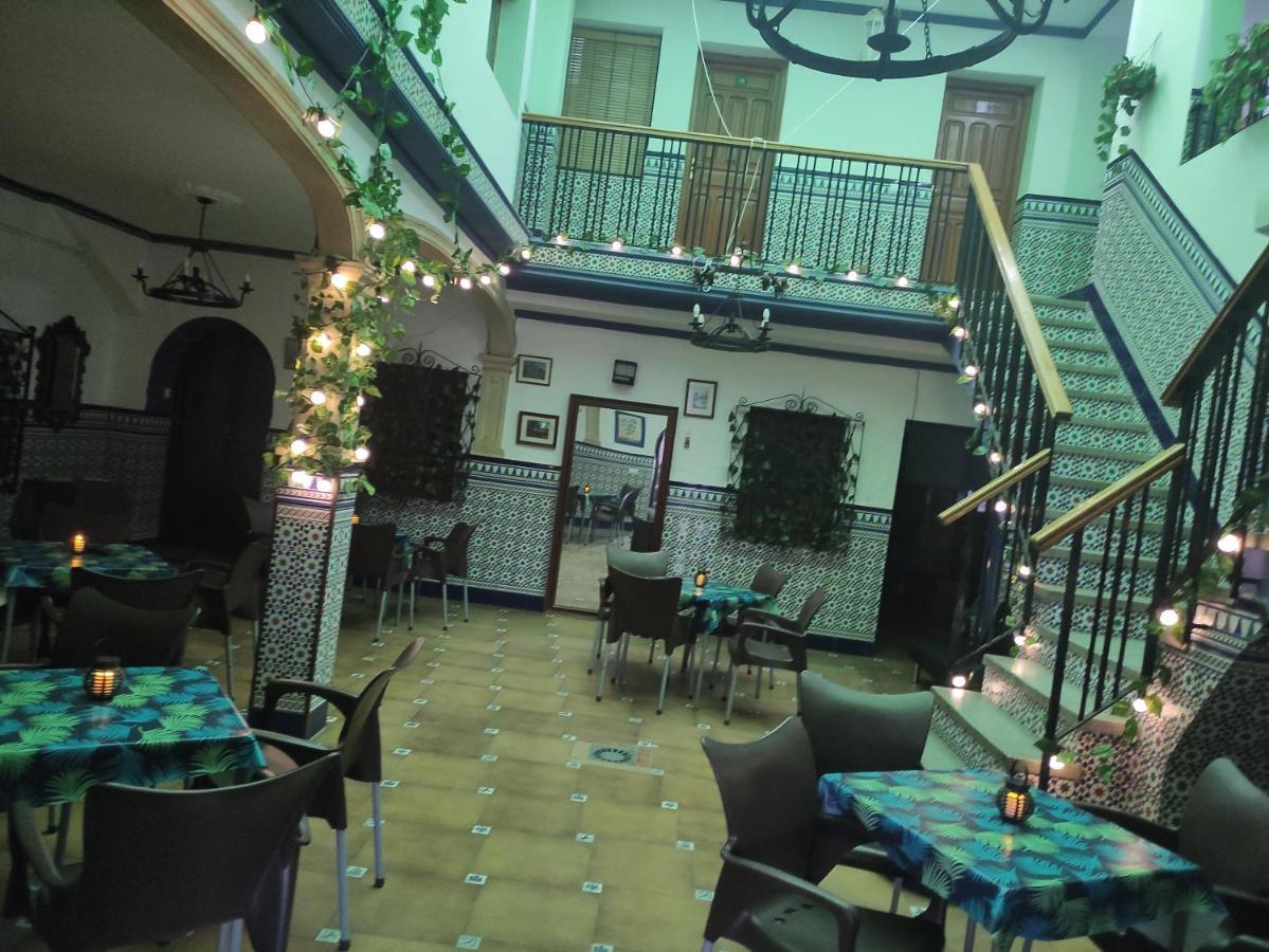 Hostal Restaurante Bar Cafeteria La Melchora Posadas Exterior photo